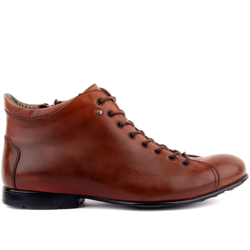 

Sail Lakers-Tan Leather Zipper Male Boots