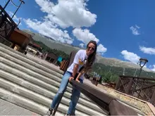 V*** 