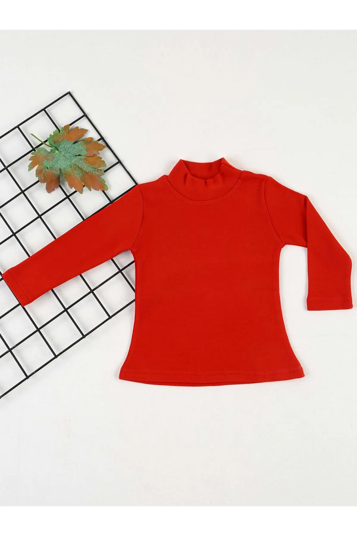 

Red Turtleneck Female Child Badi
