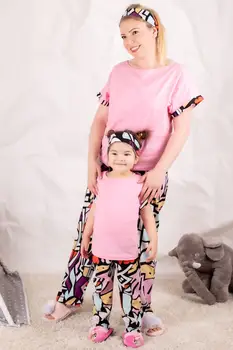 

Armonika Women Geometric Pattern Mother-Daughter Pajamas set ARM-20Y001010