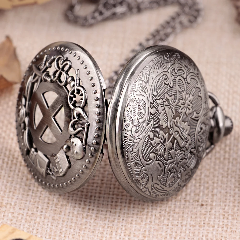 Рисунок 4 - Винтажные кварцевые карманные часы-скелетоны