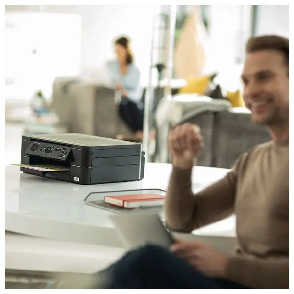 Многофункциональный принтер Brother DCP-J572DW wifi