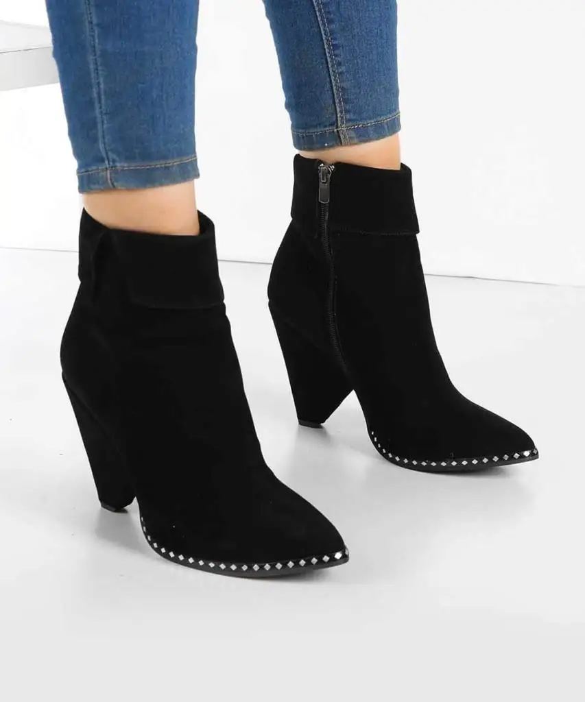 

Mosimoso Women's Ankle Height Boot Black Suede V Heel Design Women Boots