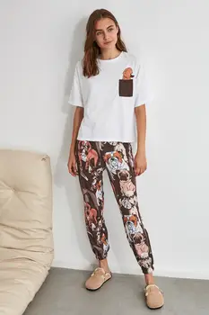 

Trendyol Dog Printed Knitted Pajamas Set THMAW21PT0328
