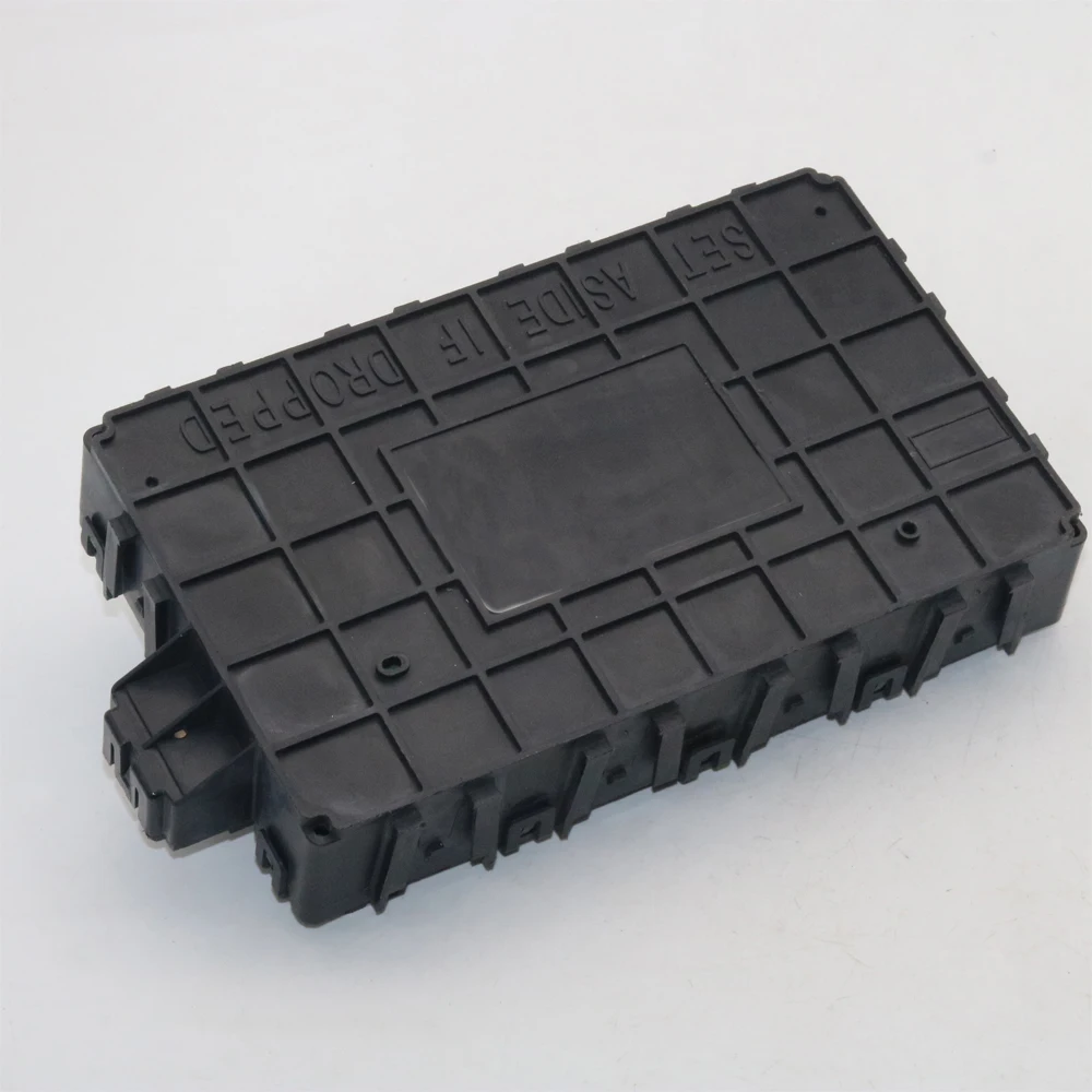 Original FC3T-14B476-BB Fuse Box Fusebox for Ford F-250 F-350 Pickup FC3T14B476BB