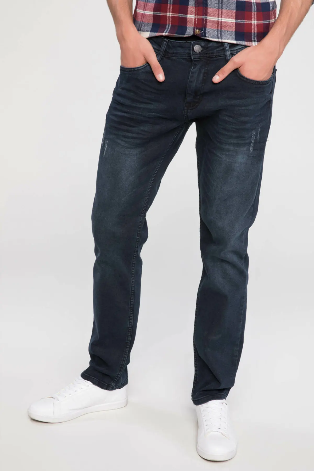 DeFacto мужские осенние модные джинсы темно-синие потертые джинсовые брюки с низкой