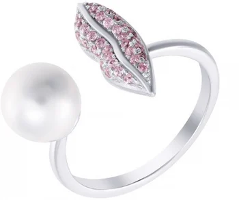 

Jay VI ring with pearls and cubic zirconia