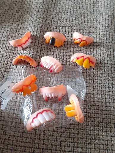 Зубы вставные смешные, челюсть набор 10шт, цена 100 грн., купить в ...