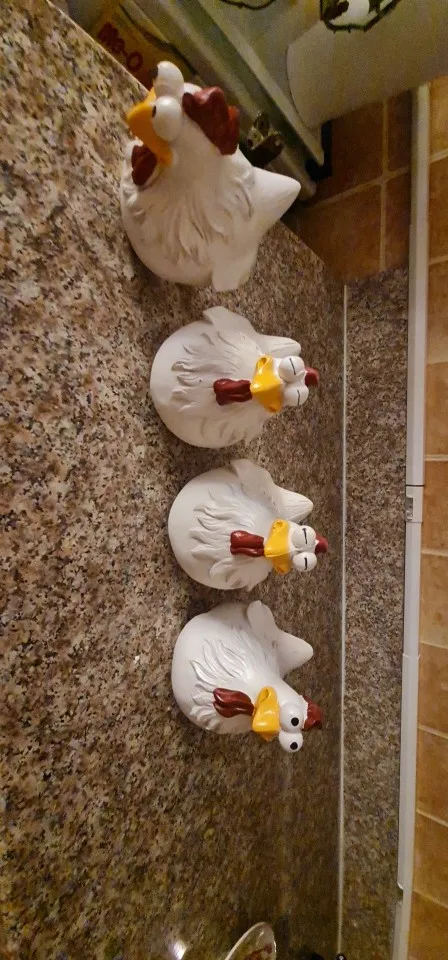 Chicken Yard Art Resin Chicken Home Decoration Backyard Lawn Garden Stakes Farm Rooster Cockerel Steel Chicken Resin Sculptures photo review