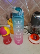 ZOMAKE botella de agua motivadora de 32oz con marcador de tiempo y cadena, jarra de agua a prueba de fugas sin BPA para Fitness, gimnasio y deporte al aire libre
