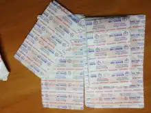 100 unids/pack impermeable adhesiva herida parche médico Anti-bacterias tirita vendas adhesivo de primeros auxilios Kit de suministros