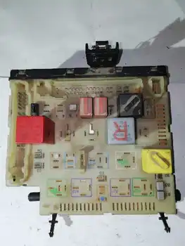 

96AG14A073DA Case Relays/Fuses Ford Escort Berl./turnier *