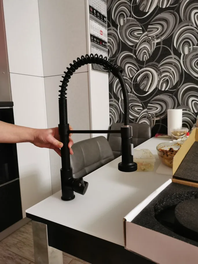 SPIRO SINGLE-HOLE KITCHEN FAUCET WITH PULL-DOWN SPRING SPOUT FAUCET photo review