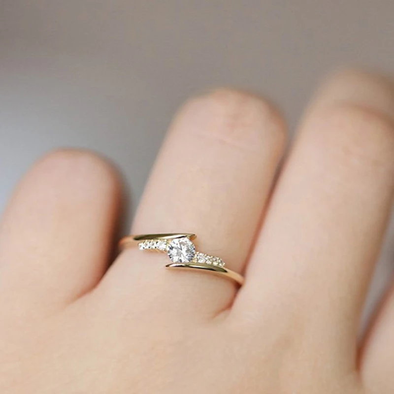 Anillo ZHOUYANG para mujer, anillo de boda de circonita cúbica de estilo simple, joyería de moda de Color dorado claro KBR103