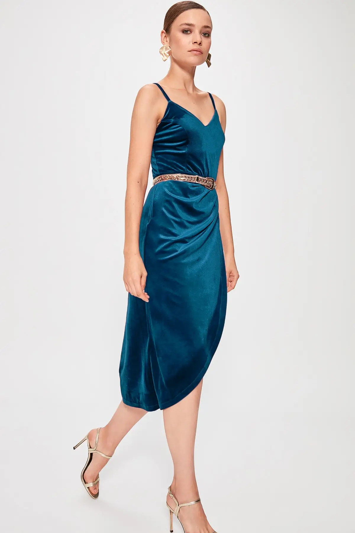 Trendyol бензиновое бархатное платье TPRAW19FZ0217