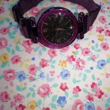 Reloj para mujer, de cuarzo, elegante, con imán, hebilla, cielo estrellado, Número Romano, púrpura, reloj de pulsera de regalo