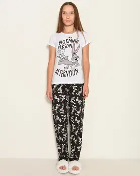 

A PAJAMA OUTFIT WHITE PRINTED