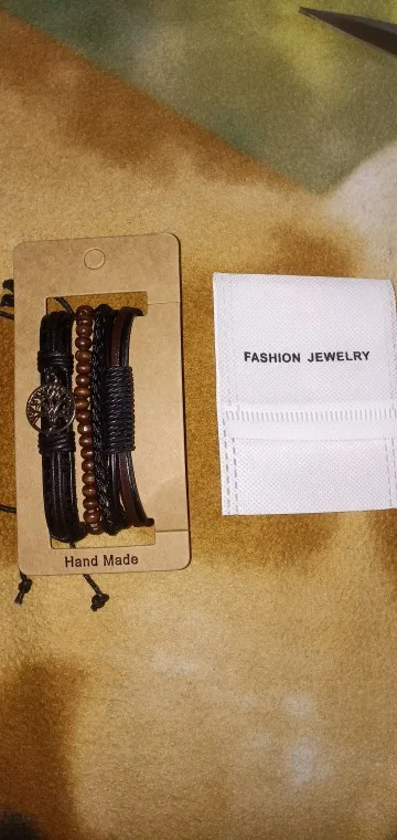 Collection Bracelets en cuir et torsadés