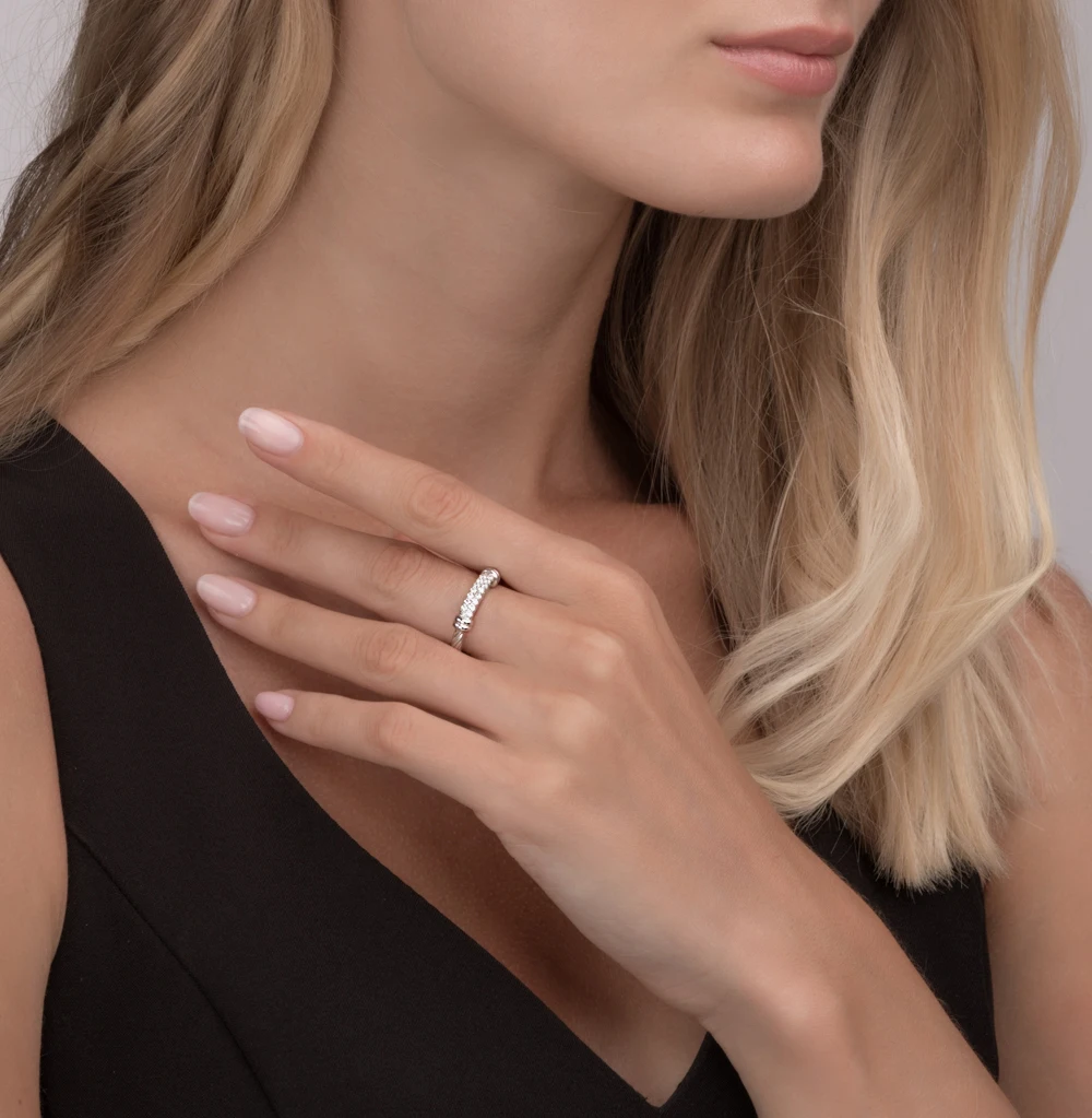 Серебряное кольцо с фианитами SUNLIGHT проба 925