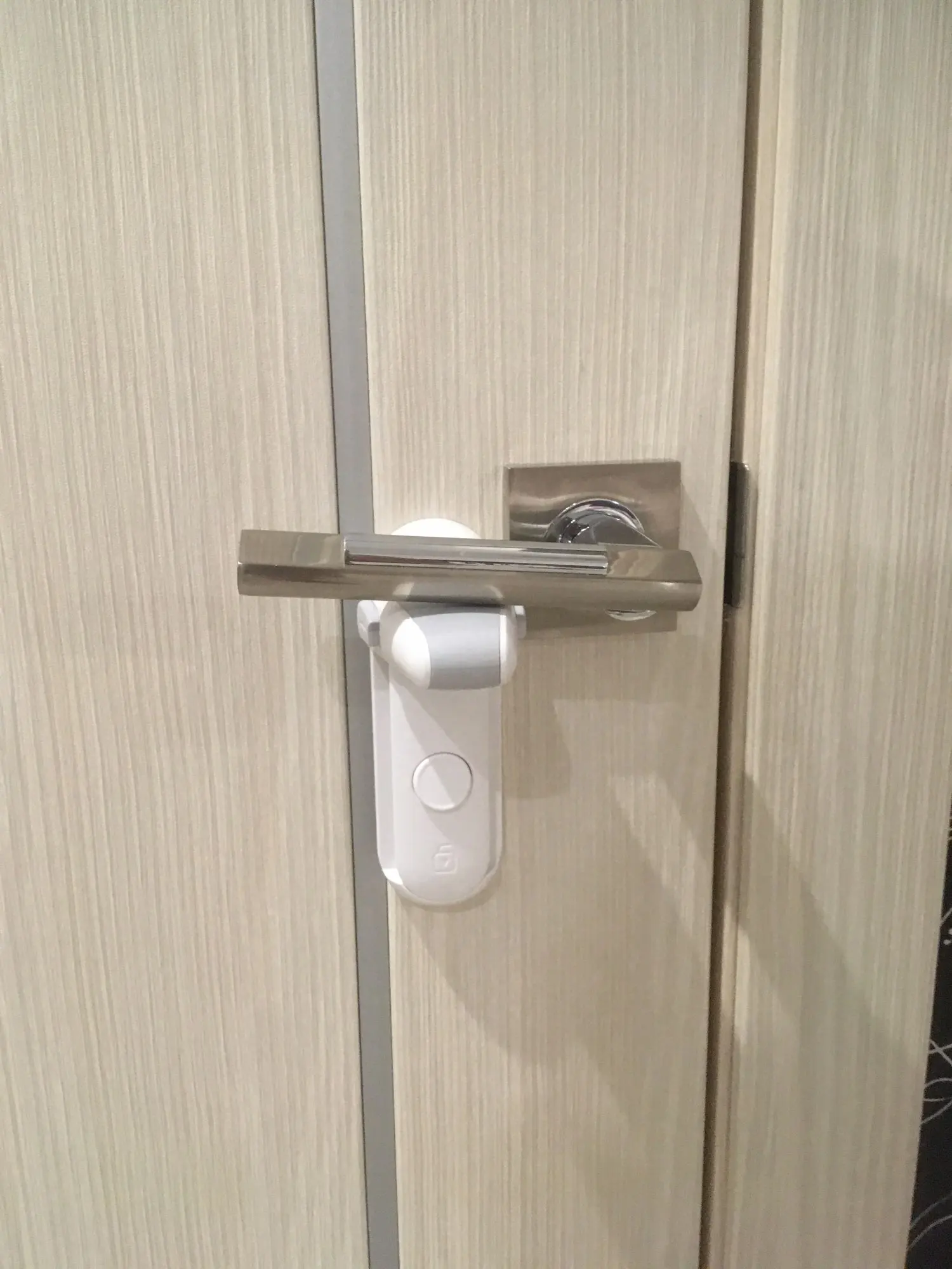 EUDEMON Door Lever Lock, Baby Proofing Door Handle Lock,Childproofing Door Knob Lock Easy to Install and Use 3M VHB Adhesive photo review