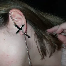 Pendientes con Clip de mariposa Punk para adolescentes y mujeres, Joyería Moderna de aleación de Zinc, aretes Retro de cadena de Metal