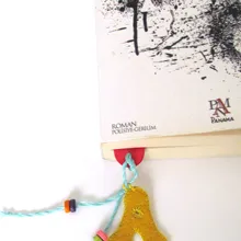 Пафали ручной работы фетровые концы для книг желтые-а