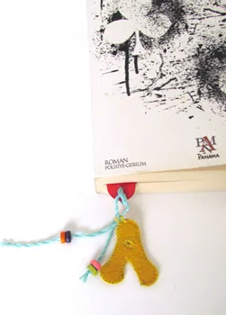 

Pafuli Handmade Felt Bookends Yellow - A -