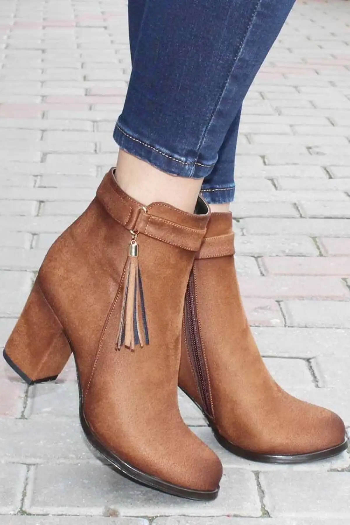 

Modabuymus Ankle Height Boot