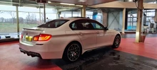 2 uds coche puerta lado falda rayas etiqueta M rendimiento cuerpo etiqueta de vinilo para BMW F20 F30 F15 F16 G30 F10 Z4 E60 E90 G20 F31 F32