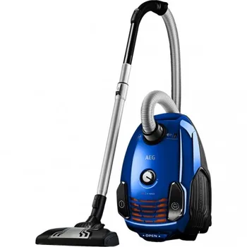

Vacuum cleaner with bag AEG VX62ISP
