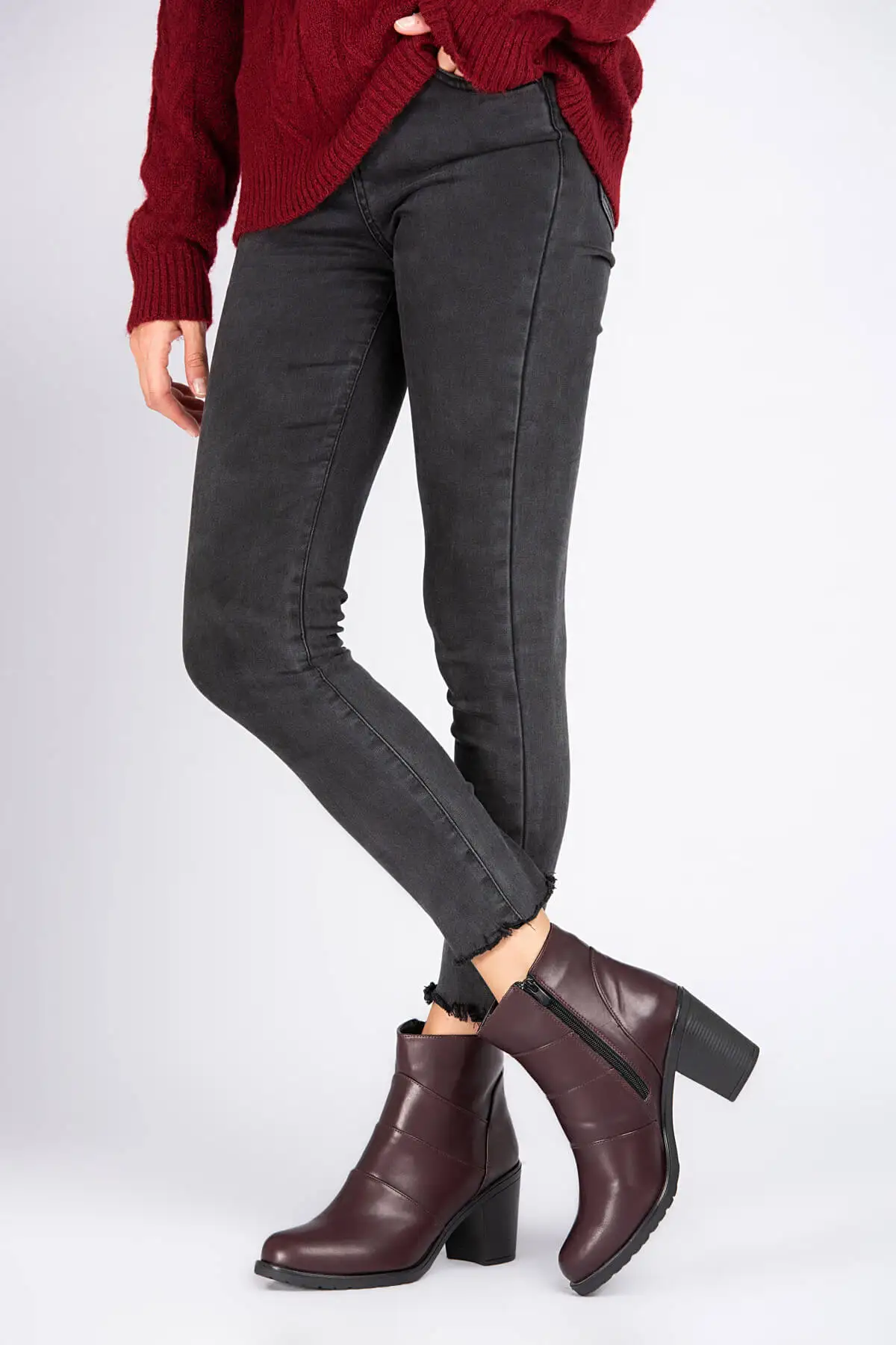 Женские сапоги Derimod бордового цвета| |