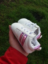 Zapatos de primeros pasos para bebé, niño y niña, calzado deportivo clásico, suela suave de cuero PU, mocasines de bebé de cuna multicolor, zapatos Casuales