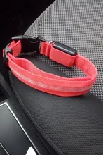 Collar LED de nailon para mascotas, fluorescente y luminoso, suministros para mascotas, correa de seguridad nocturna intermitente de seguridad que brilla en la oscuridad