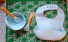 7 unids/set bebé placa tazón cuchara babero conjunto de grado de alimentos utensilios de cocina de silicona succión niños vajilla de silicona compartimento platos