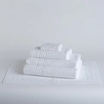 

White bath towel hotel 100% cotton