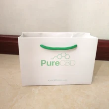 Изготовленная на заказ упаковка подарочные пакеты переработанные бумажные пакеты с ручками свадебные подарки на день рождения события Акционная сумка 500 шт/партия