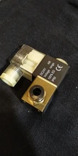 2V025-08 normalmente cerrado 12V 12V 24V 220V 1/4 BSP 2 2 posición de válvula solenoide de aire 2V025-08 Válvula de Control neumática