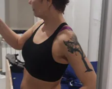 Sujetador deportivo de realce para mujer, ropa interior femenina con correas cruzadas, acolchado, cómodo, ideal para gimnasio, Yoga, ropa interior activa, Top de entrenamiento y Fitness, tallas XL