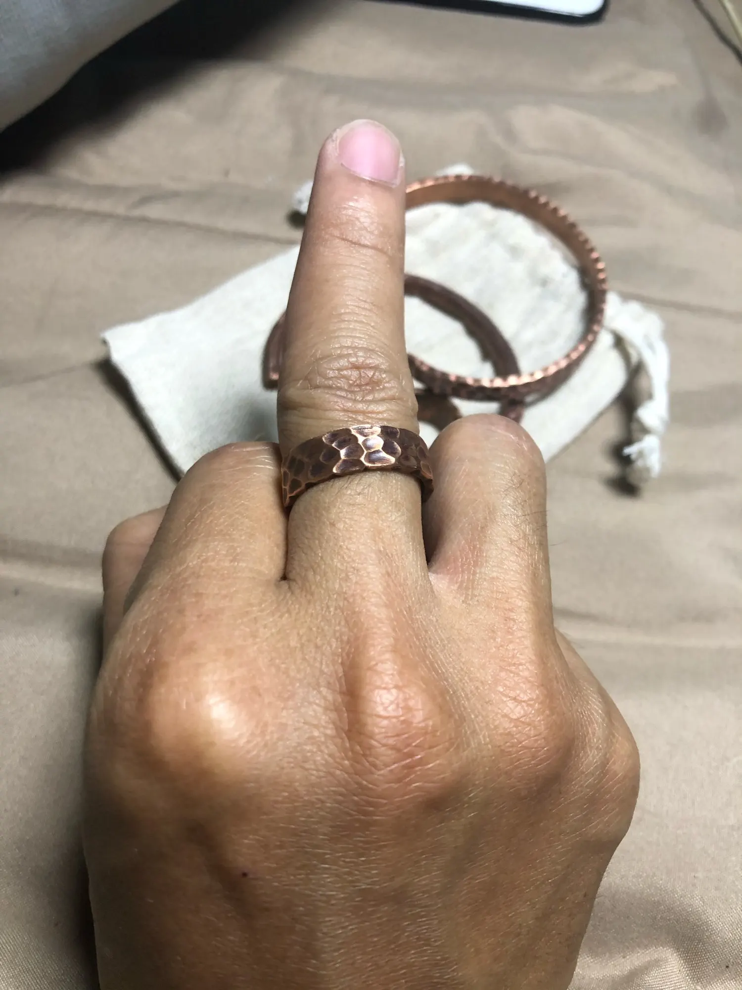 チベット手殴ら固体銅リング Hammmered ヴィンテージプロセス Balck Smithed サイズ調整可能なレトロパンクストリート男性の女性のため Rings Aliexpress