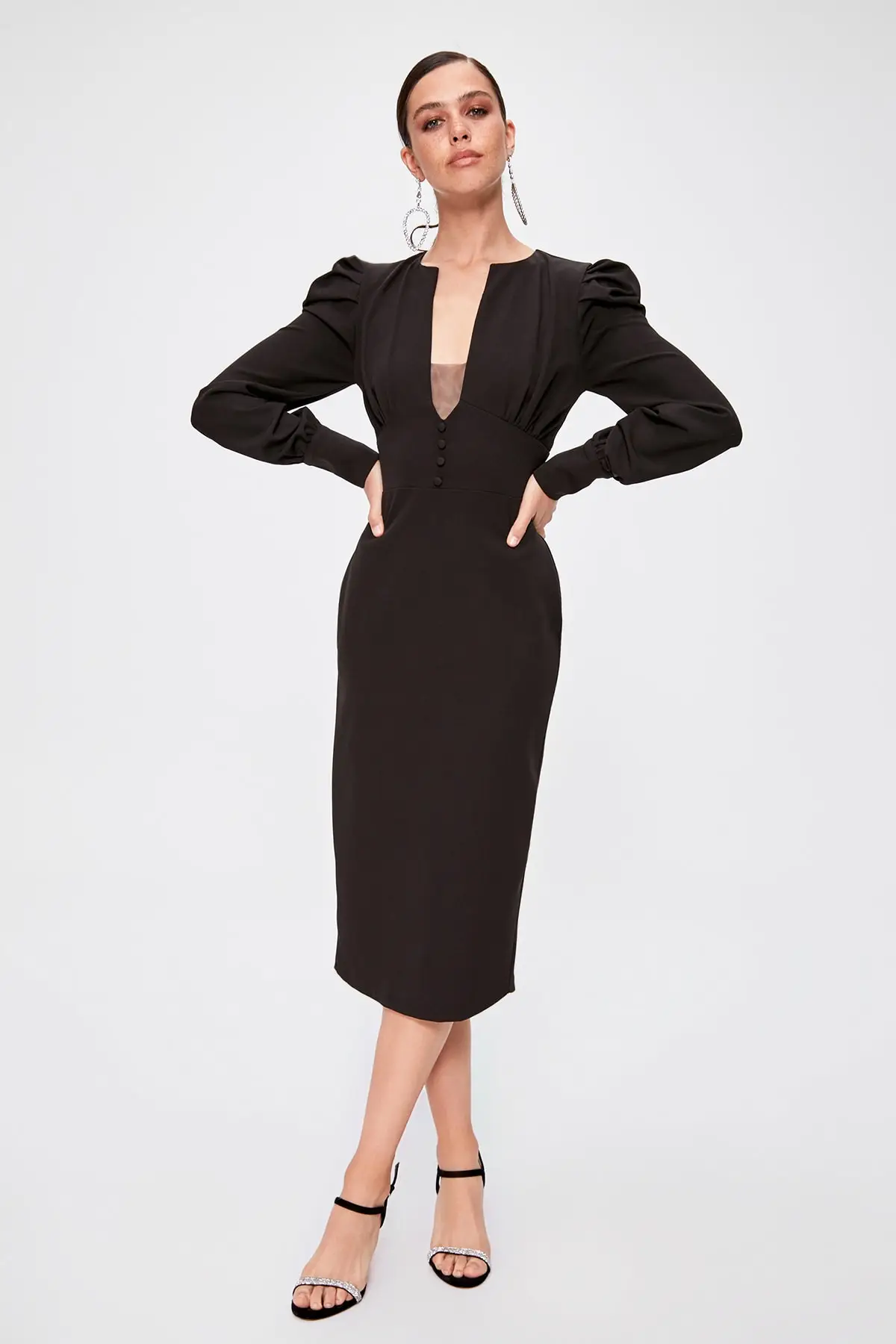 

Trendyol Collar Low-Cut Dress TPRAW20EL0903