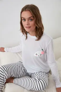 

Trendyol Striped Knitted Pajamas Set THMAW21PT0264