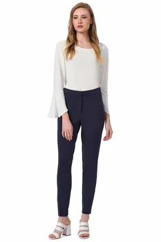 

Basic Narrow Trousers