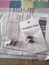 Pendientes de tuerca de acero inoxidable para hombres y mujeres, aretes de estilo gótico, punk y hip hop, color negro, 1 par