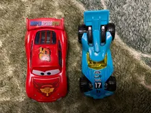 Disney-Set de figuras de la película Cars 3 de metal, juguete de modelo de coche, a escala 1:55, con diseño de relámpago McQueen, Jackson, Mack, tío Truck, regalo para para cumpleaños