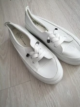 Zapatillas de deporte de plataforma baja para mujer, zapatos informales vulcanizados de cuero pu para caminar, mocasines planos blancos, 2021