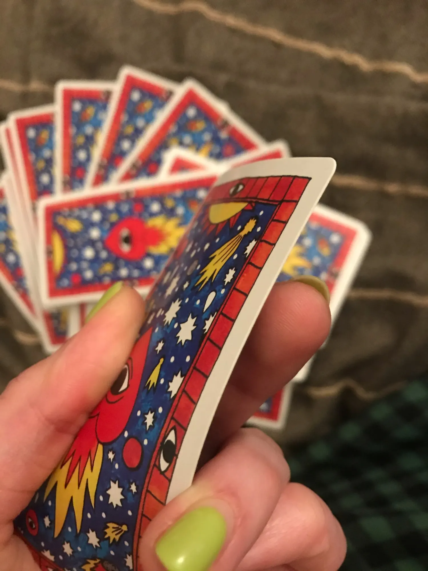 Отзыв о товаре Настольная версия Спиннер в форме звезды Tarot, английская версия, Tarot, карточка оракла, Веселая игра, гадания, судьба, настольные игры, PDF инструкция от пользователя S***a