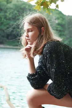 

Trendyol Green Sequined Knitted Sweatshirt TWOAW20SW0472