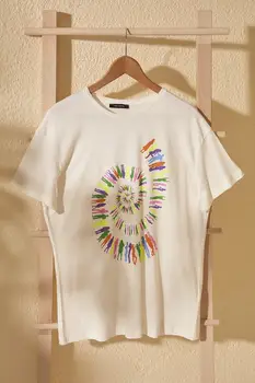 

Trendyol Printed Boyfriend Knitted T-Shirt TWOSS20TS1515