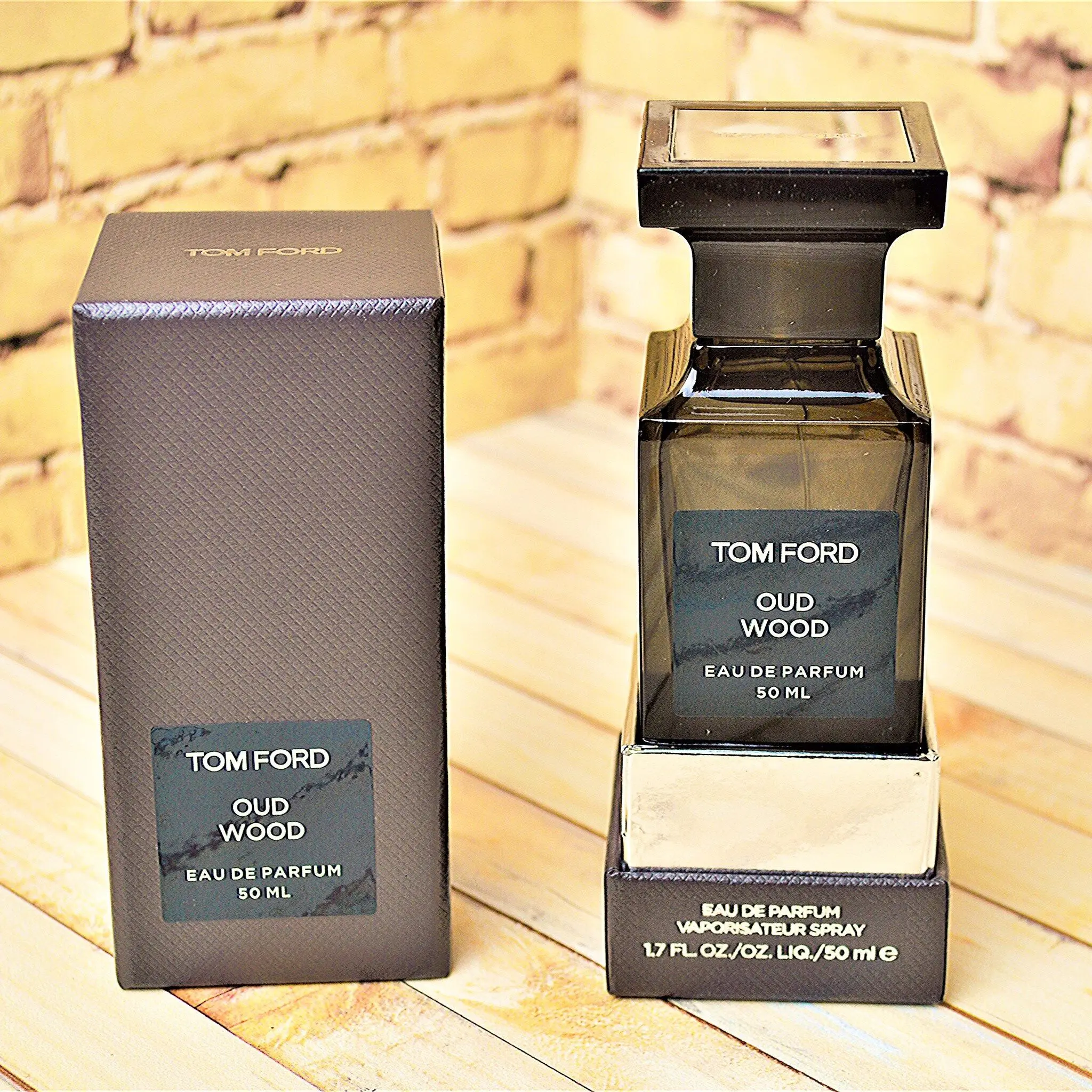 新品 TOM FORD トムフォード OUDWOOD ウードウッド50ml 香水 - 通販