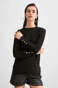 

Trendyol Buttoned Sleeves Asymmetrical Knitwear Sweater TWOAW20KZ1149